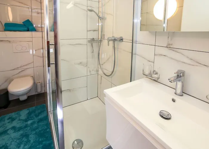 Mama Stankt Georgen 3* St. Gallen